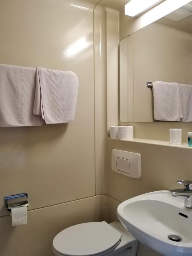 Hotel Froehlich-Hoeche ウスラー エクステリア 写真