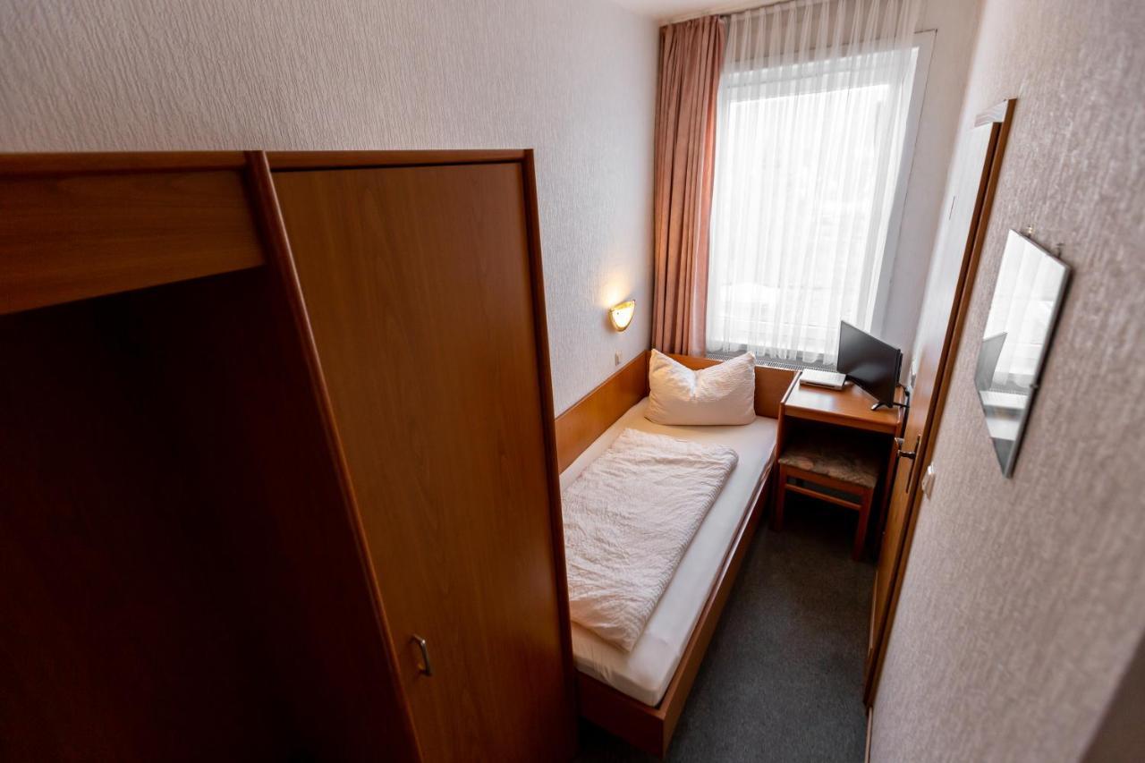 Hotel Froehlich-Hoeche ウスラー エクステリア 写真